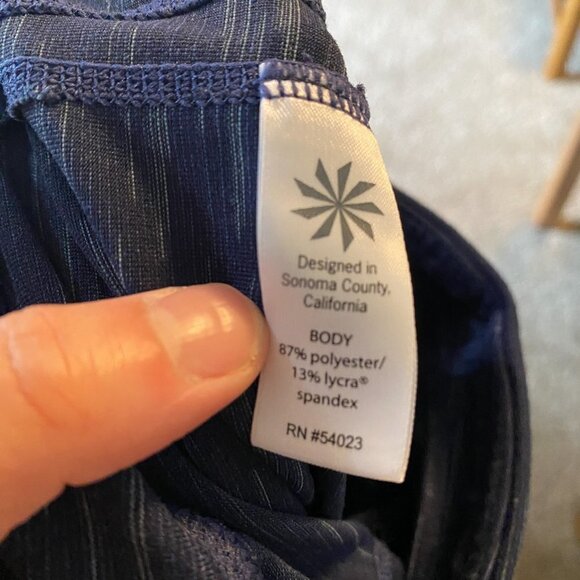 🦋 ATHLETA Striated Revelation Tight Blue Striped Leggings Size XS - Picture 5 of 7